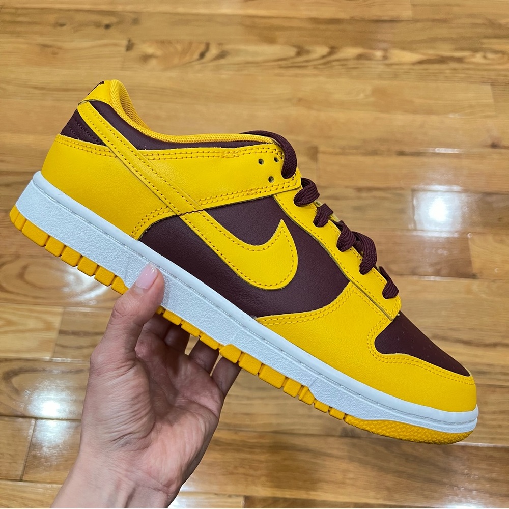 Men’s Nike Dunk Low